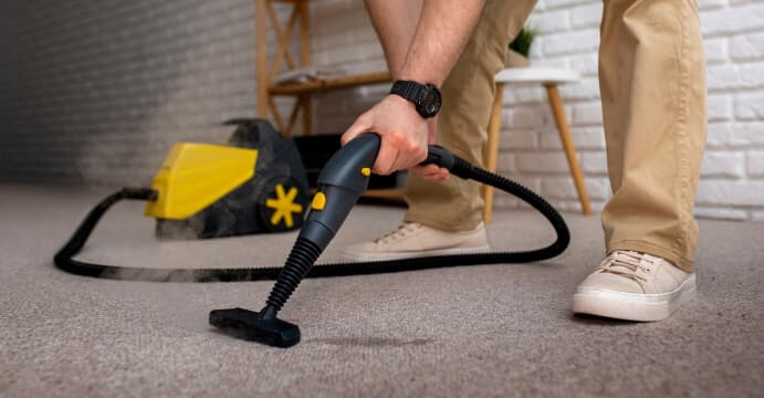 5 Essential Tips for Choosing the Right Cleaning Service for Your Home